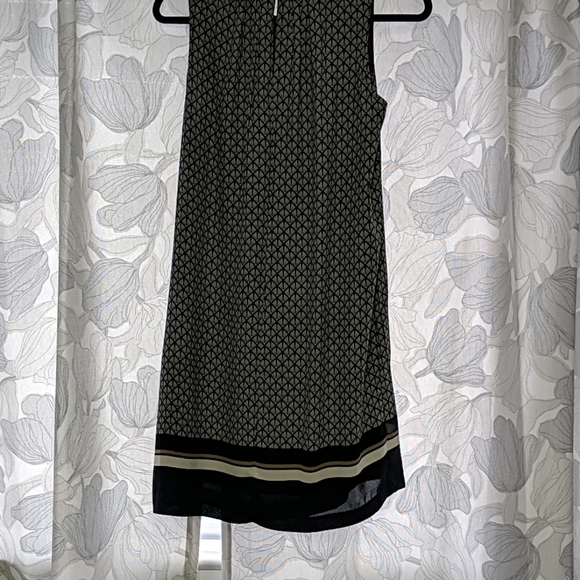 Ladies shift dress - Picture 4 of 5